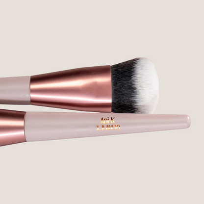 Iconi-K Brush Ani-K x Juanito